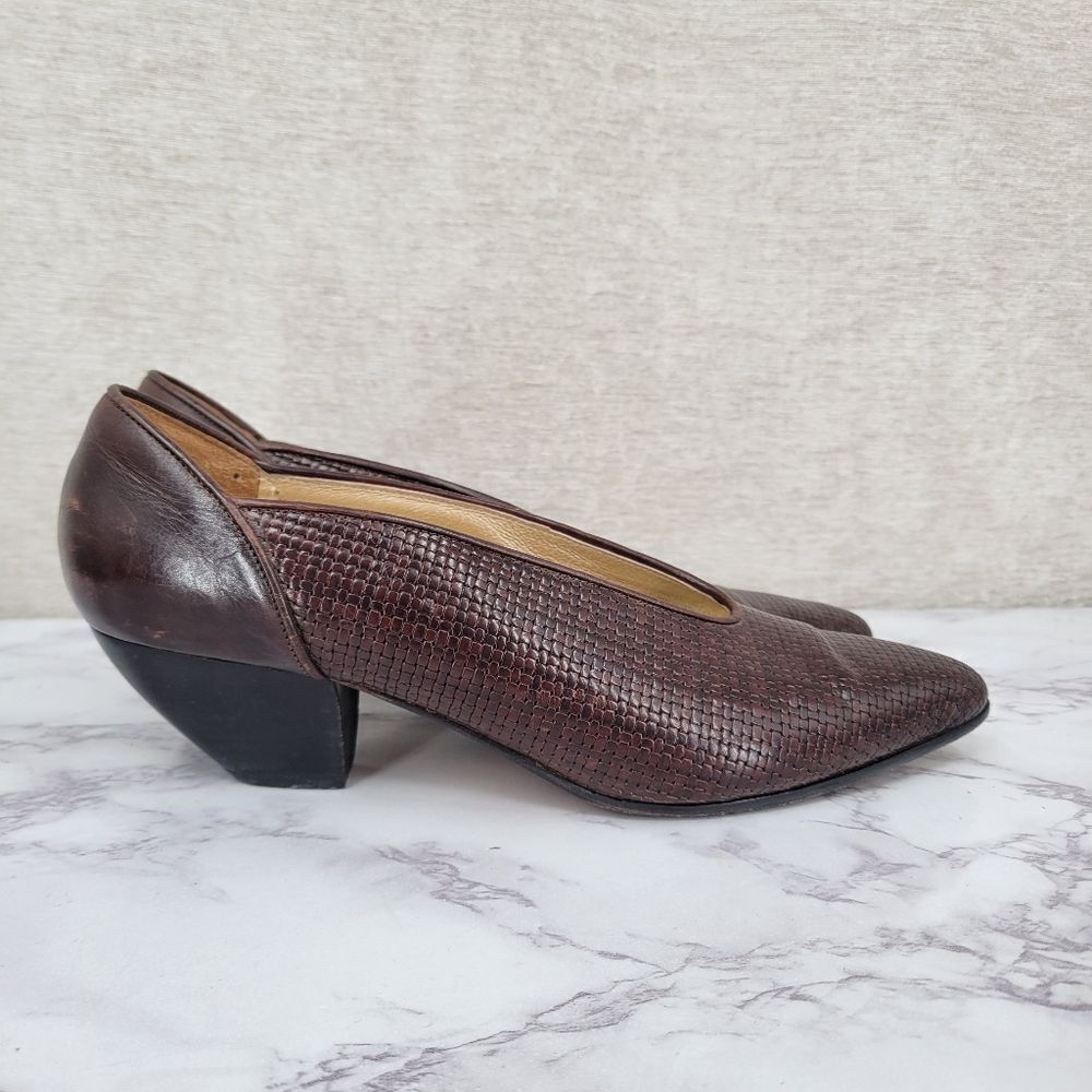 Paloma Vintage Italian Woven Leather Low Kitten Heel Pumps Brown